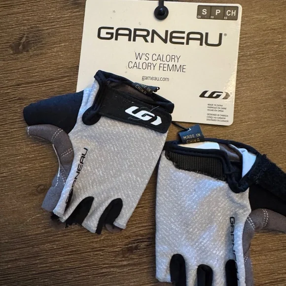 🆕 Louis Garneau  Women's Calory Cycling Gloves. Size small. - Picture 4 of 8